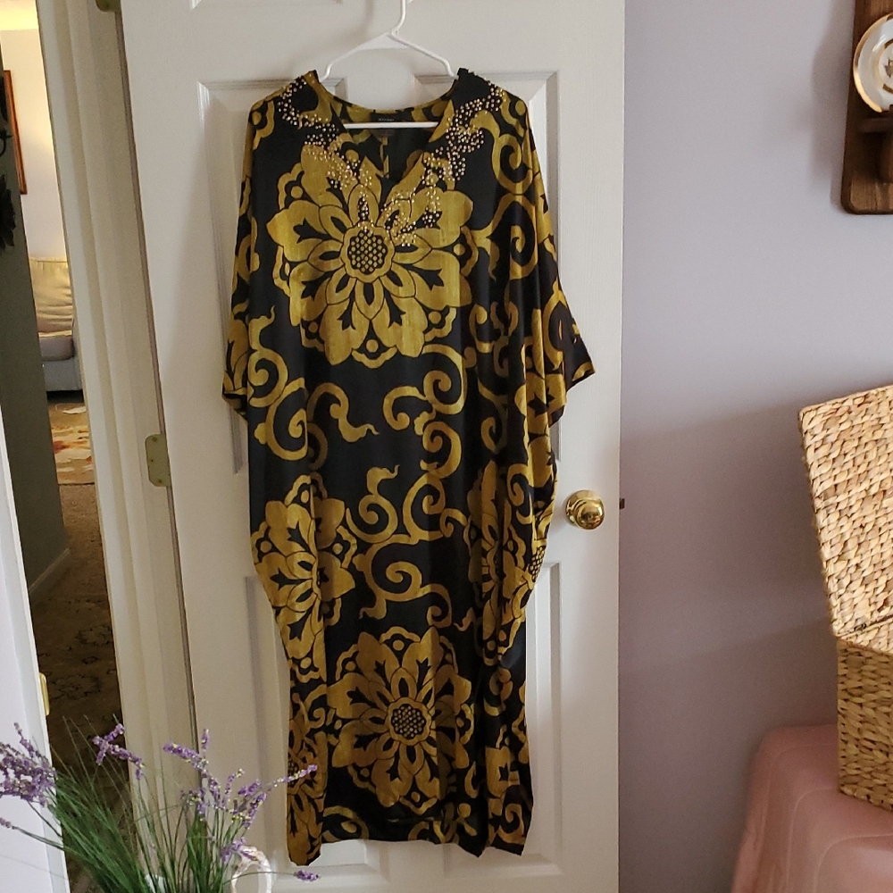 Natori Black and Gold Floral Pajama Kaftan